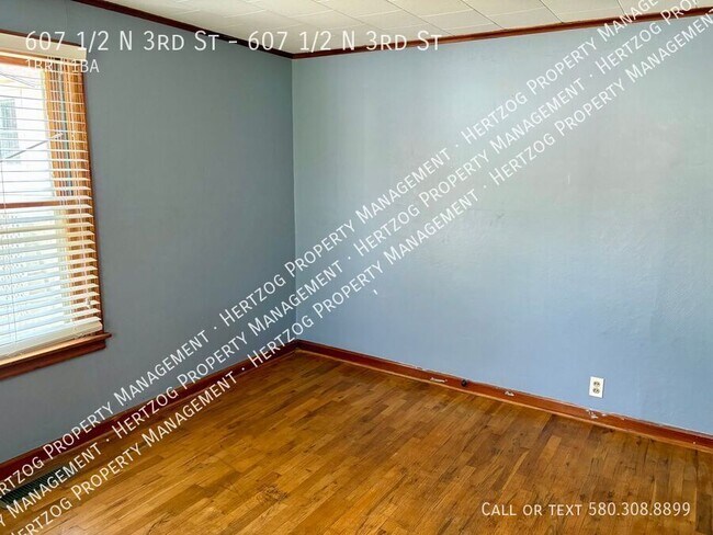 Foto del edificio - 607 1/2 N 3rd St-607 1/2 N 3rd St