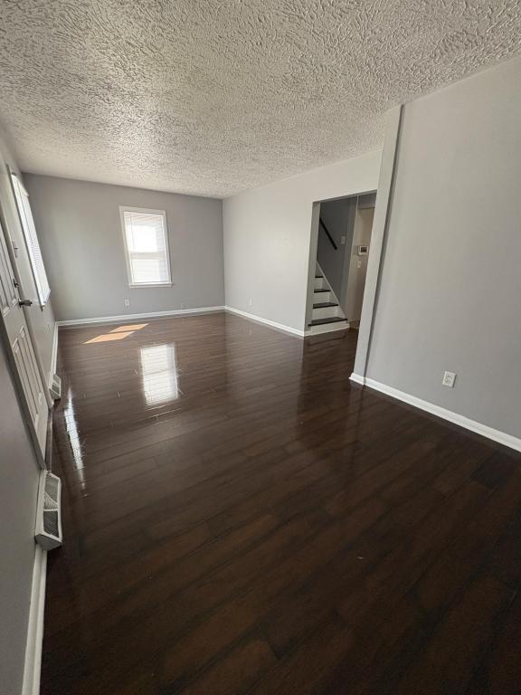 Foto del edificio - 3930 Risher Ave