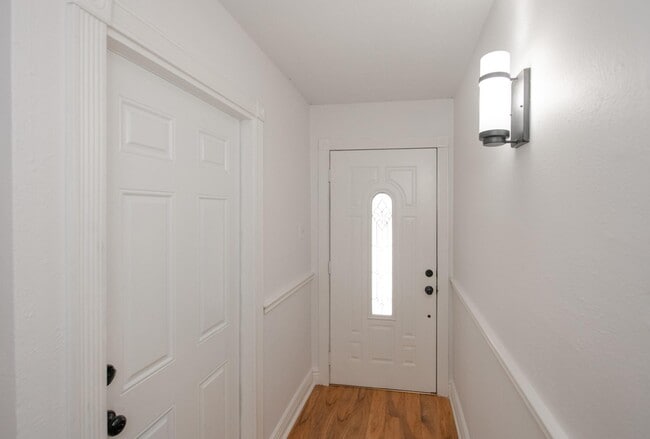 Building Photo - 17618 Autumn Trails Ln