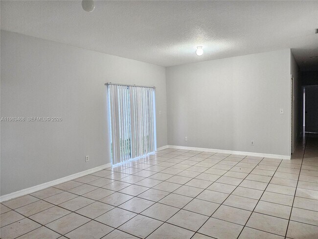 Foto del edificio - 14924 SW 58th St