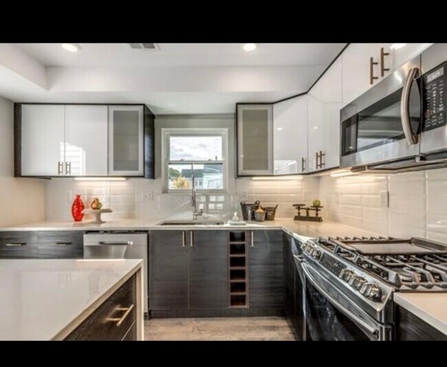 Foto del edificio - 18 Rush St