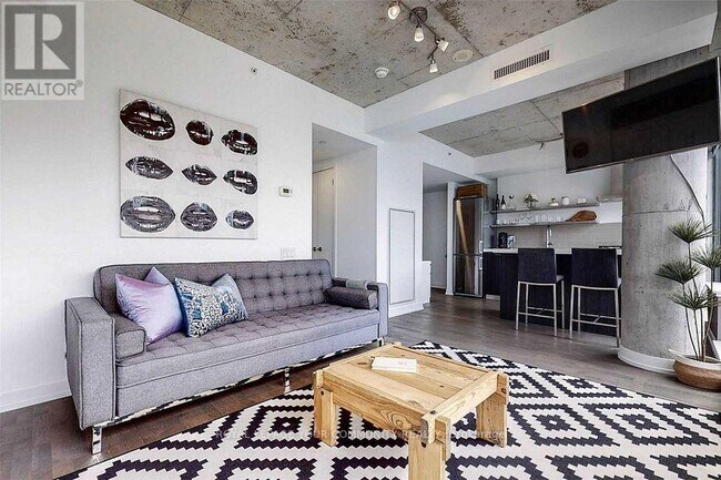 Photo du bâtiment - 461 Adelaide St W