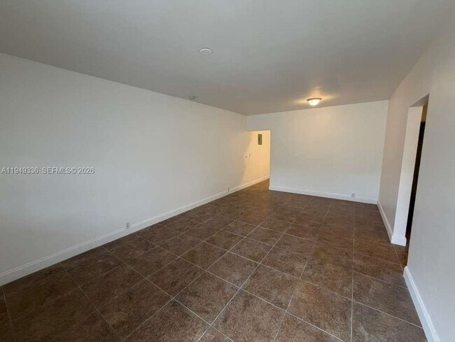 Foto del edificio - 12605 NE 13th Ave