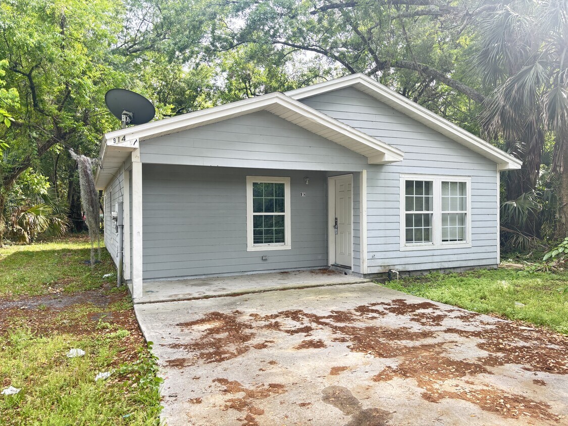 Foto principal - 914 W 19th St