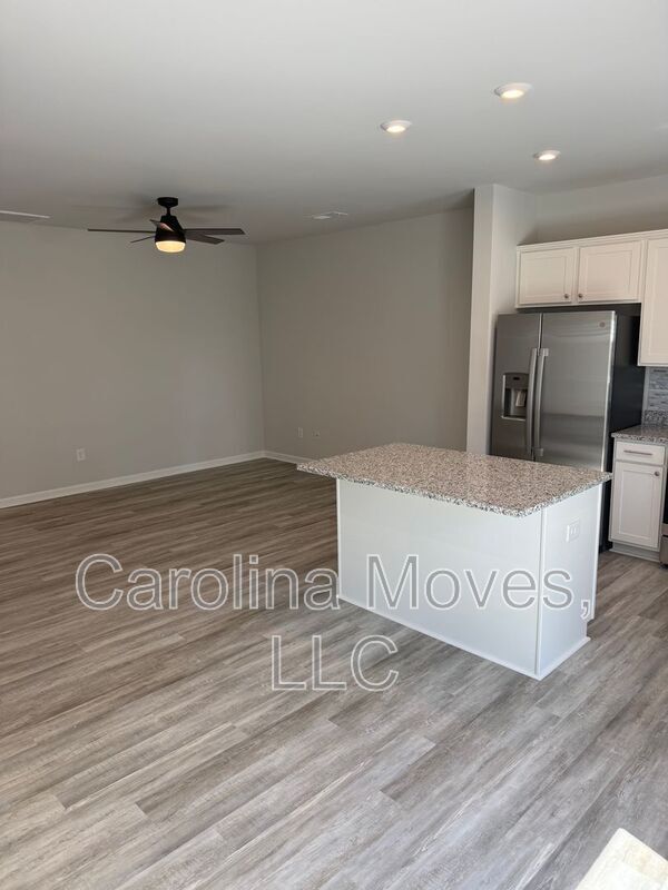 Foto del edificio - 166 Randwick Ln