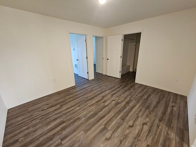 Foto del edificio - 3042-3044 Jackson Hwy