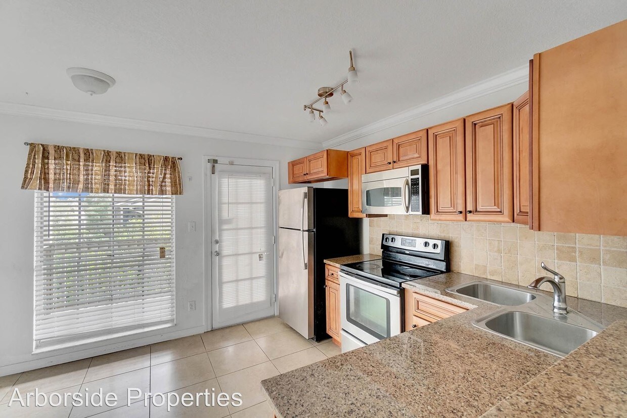 Foto principal - 365 Wymore Rd