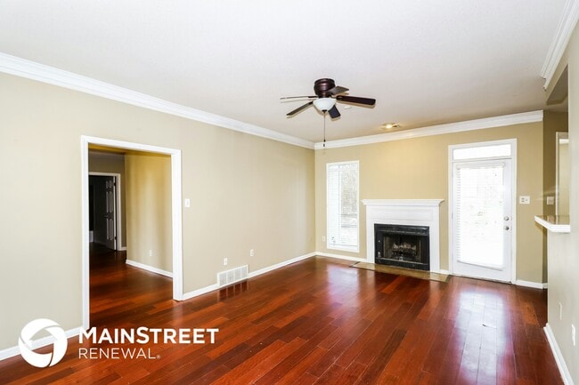 Foto del edificio - 1160 Hunter's Lake Dr