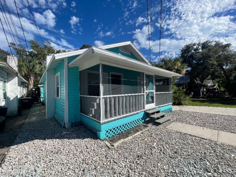 Building Photo - 3 br, 1 bath House - 1409 Pennsylvania Avenue
