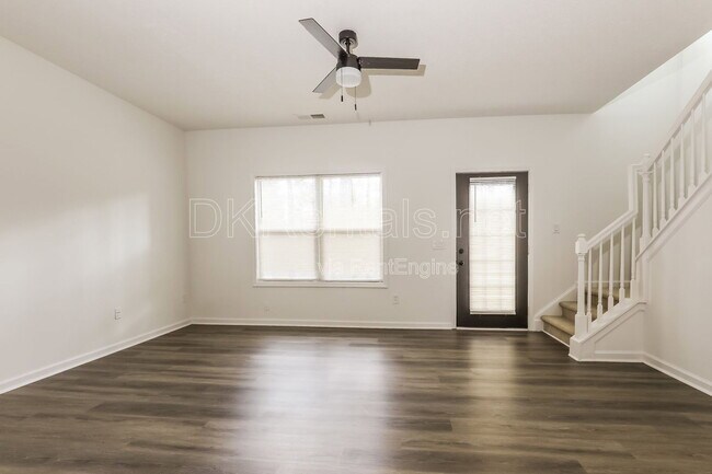 Foto del edificio - 2555 Flat Shoals Rd