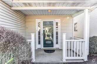 Building Photo - 6435 Forest Park Dr