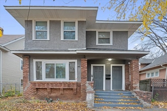 Building Photo - 1507 N Oliver Ave