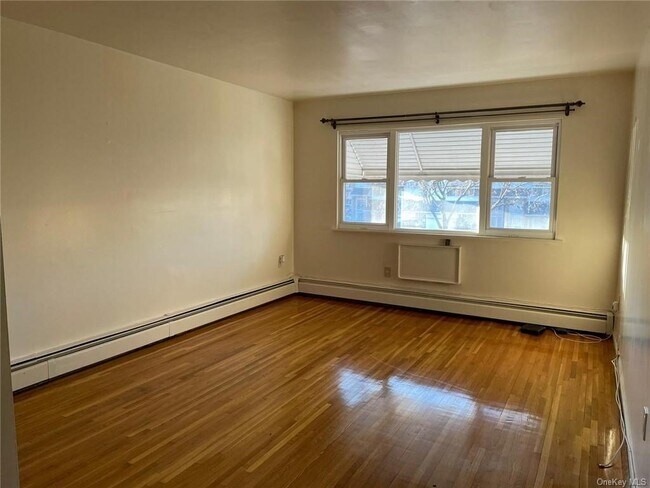 Building Photo - 3644 Harper Ave