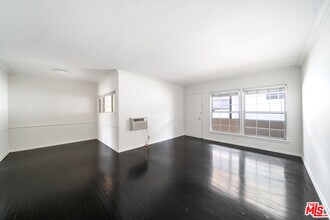 Building Photo - 1051 S Holt Ave