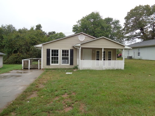 Primary Photo - 2243 Lula St