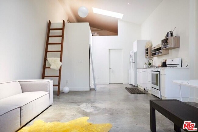 Foto del edificio - 2226 1/4 Echo Park Ave