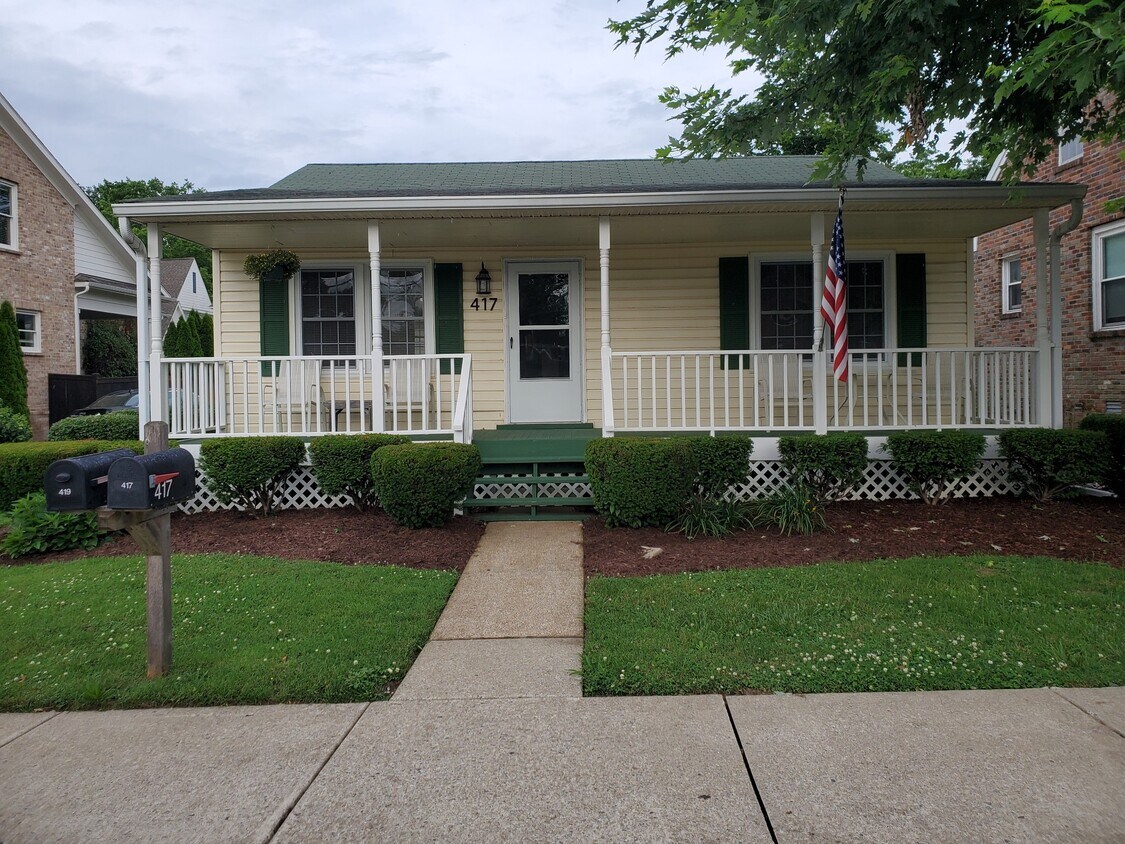Foto principal - 417 Cummins St