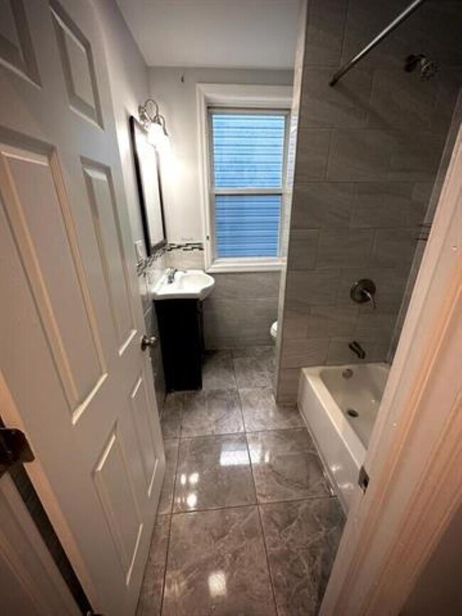 BATHROOM - 172 Boyd Ave
