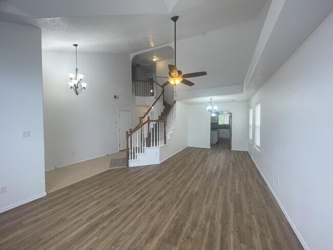 Building Photo - 5555 Mansfield Pl NW