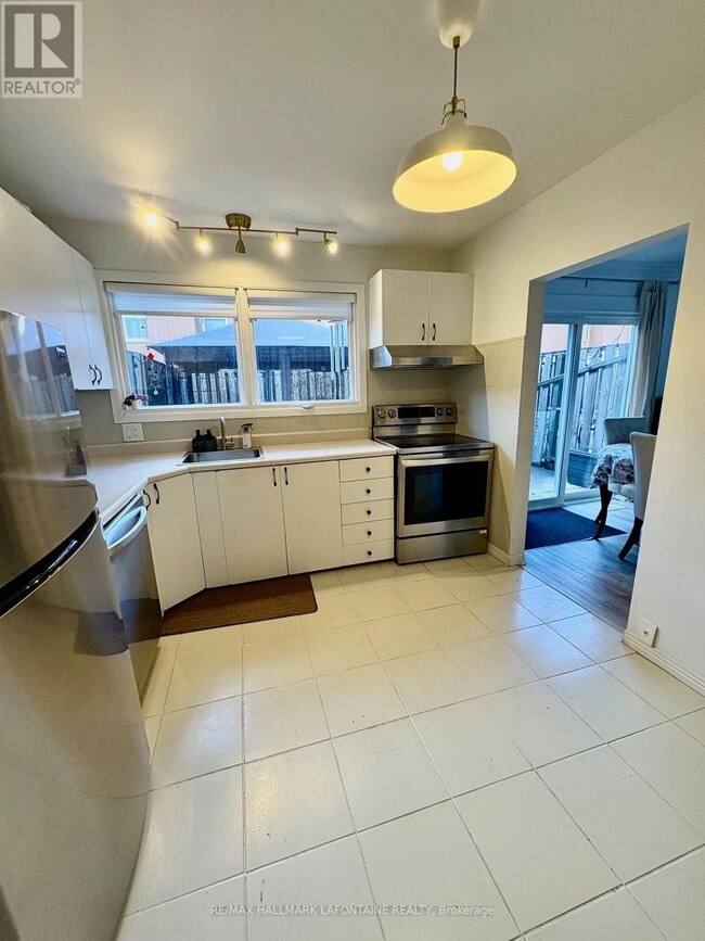 Building Photo - 785 B RIDGEWOOD AVENUE