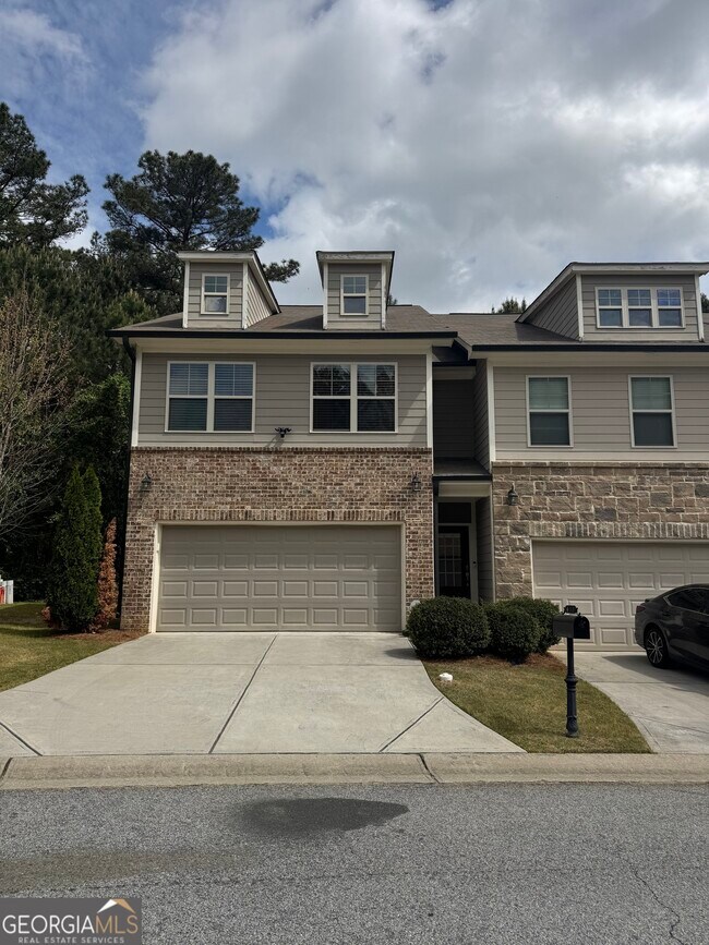 Building Photo - 402 Mulberry Row