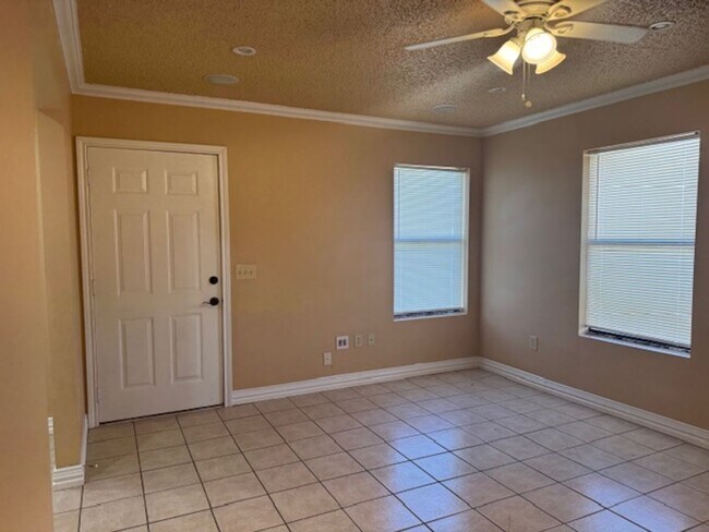 Foto del edificio - 3/1 Fenced yard Pet Friendly Gladewater ISD
