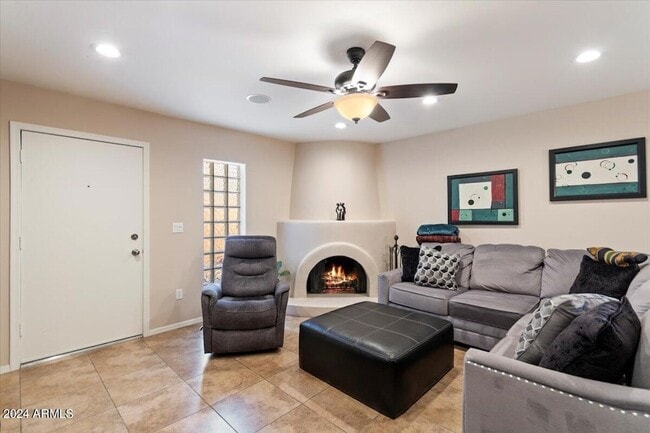 Photo - 10415 N 10th St Townhome