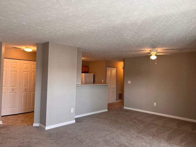 Foto del edificio - Charming 2BR Condo in Odenton