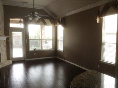 Foto del edificio - 2604 Waterdance Dr