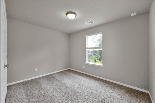 Foto del edificio - 213 Harper Ridge Dr