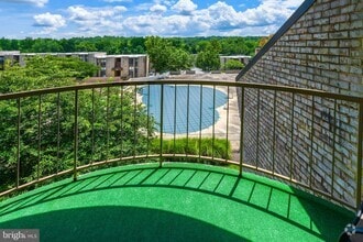 Building Photo - 3319 Huntley Sq Dr