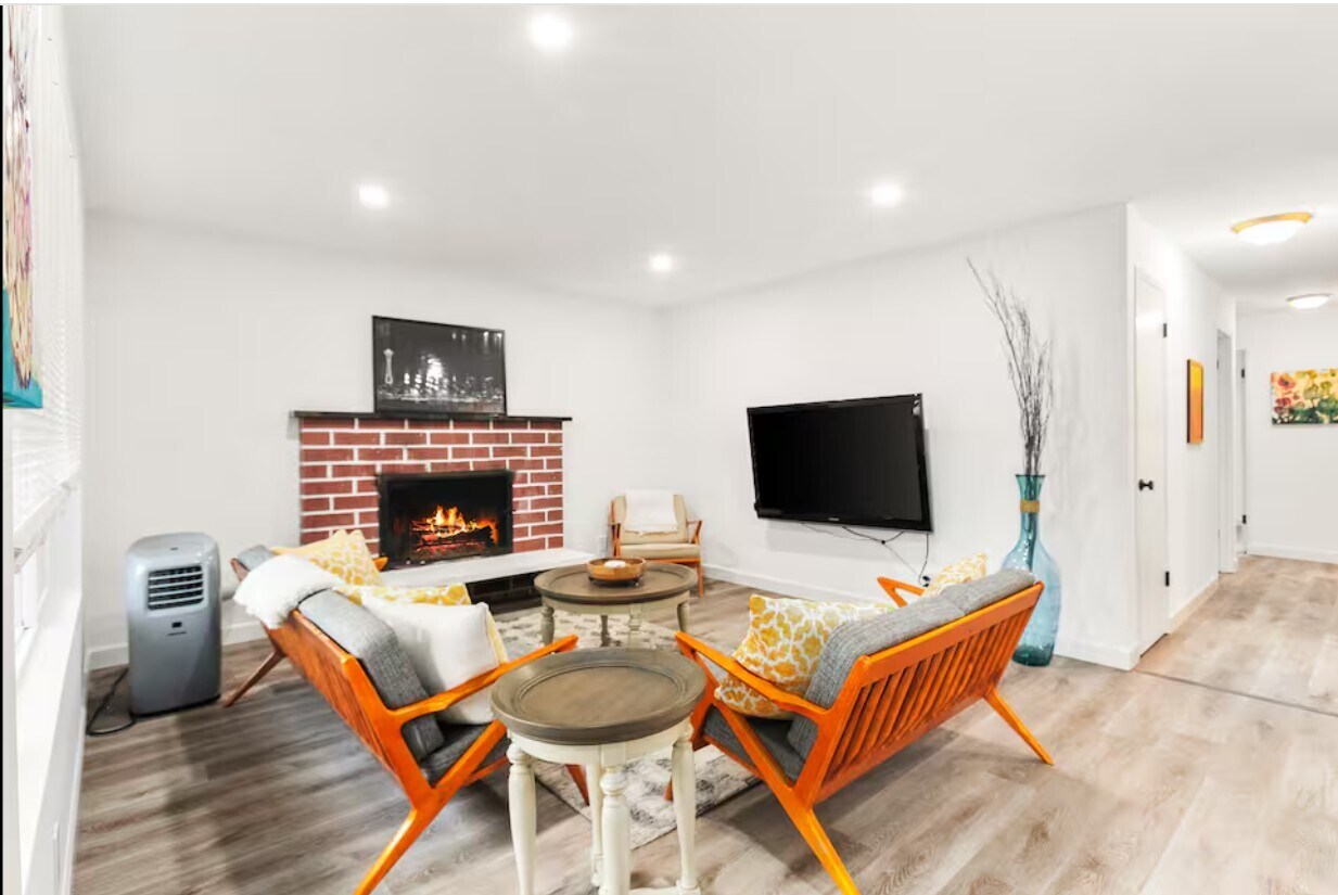 Foto principal - 1803 15th Ave S