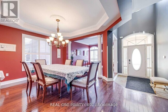 Building Photo - 96 Spring Azure Crescent