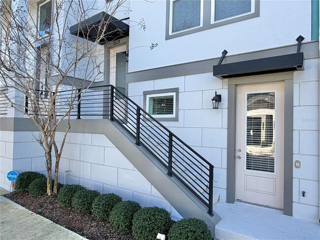 Foto del edificio - 8200 Elion St