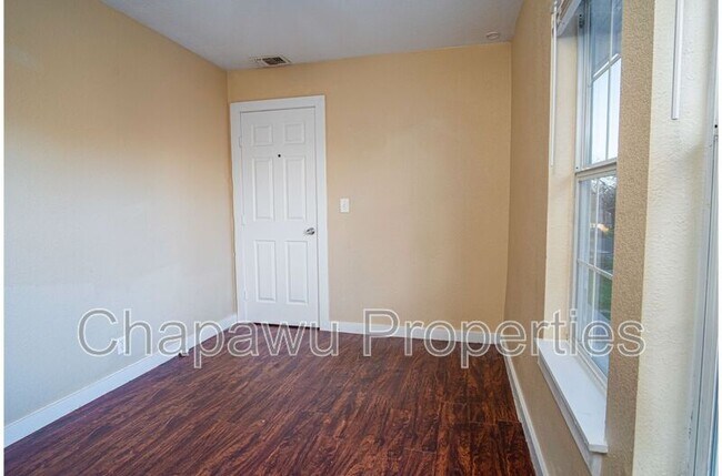 Foto del edificio - 526 Cooper St