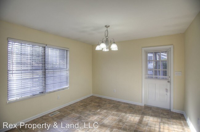 Building Photo - 1583 Ascauga Lake Rd