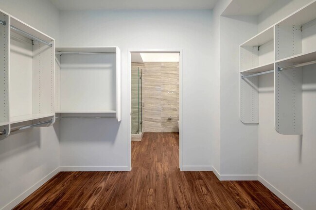 Foto del edificio - 3480 N Broadway