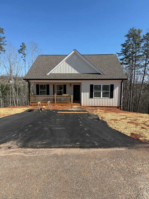 Photo - 425 Grand Oaks Ln (Dahlonega, GA)