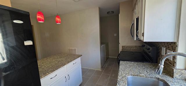 Foto del edificio - 1756 Crystal Way