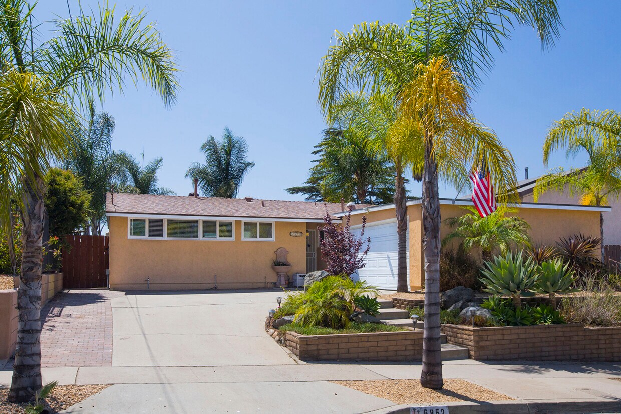 Foto principal - 6852 Boulder Lake Ave