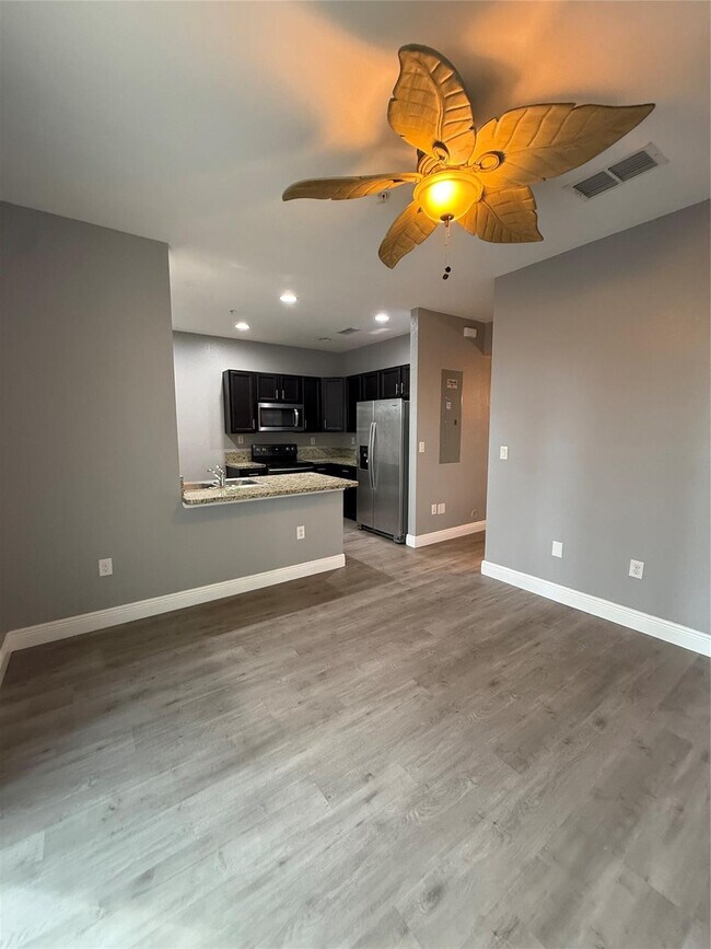 Foto del edificio - 2851 Prospect Rd