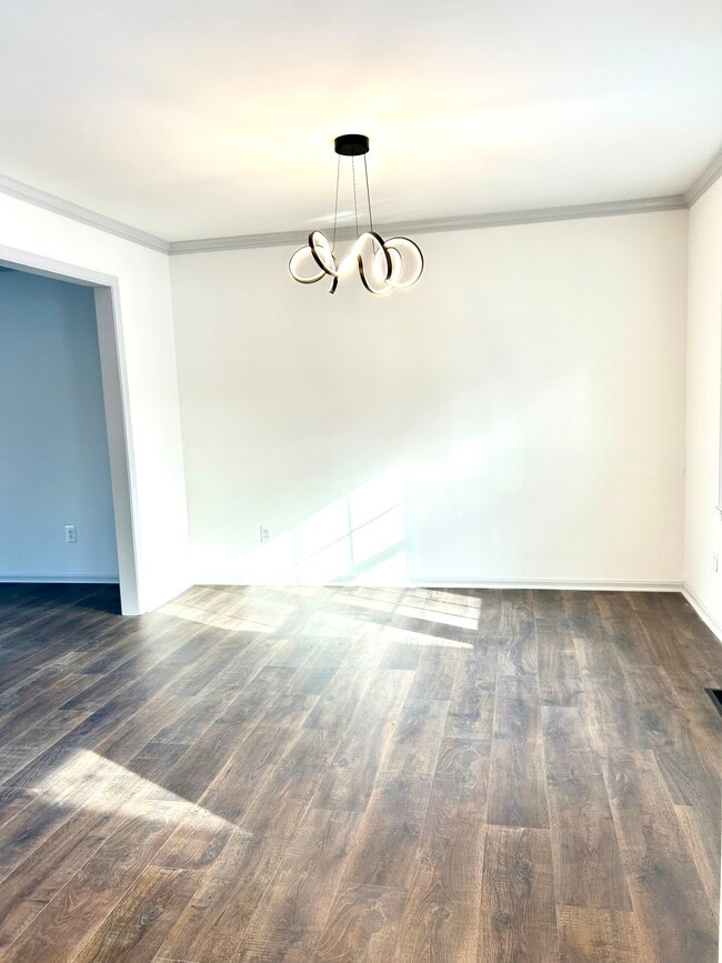 Building Photo - 6348 Torrence St