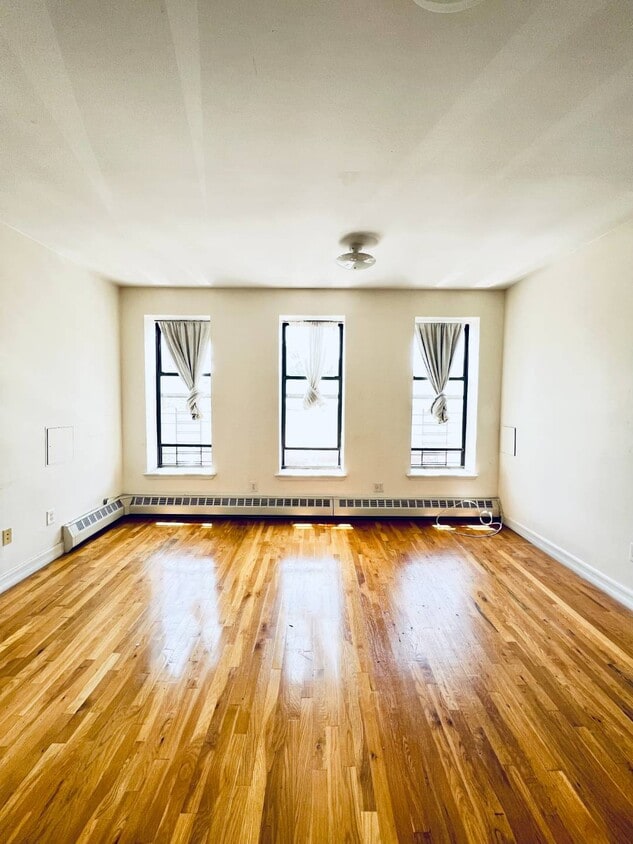 Foto principal - 875 Herkimer St