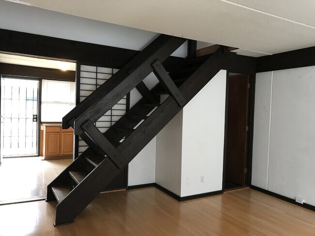 Foto del edificio - very nice 2/1.5/1  condo p/f