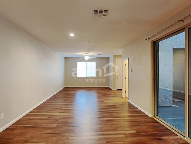 Building Photo - 20777 W Maiden Ln