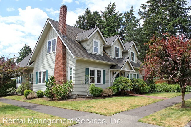 Foto del edificio - 4 br, 2 bath House - 6034 NE Thompson