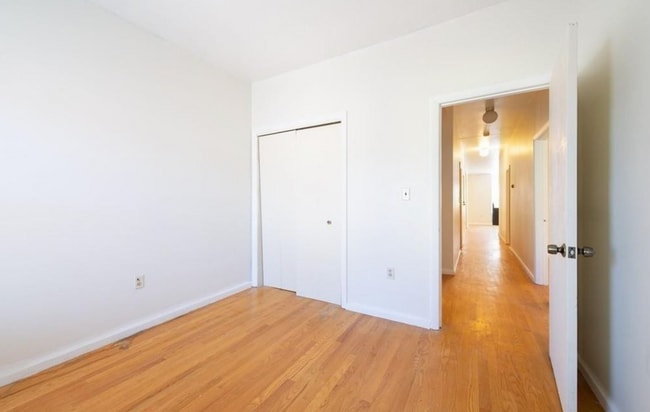 Building Photo - 35 Lopez St