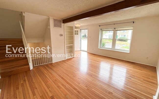 Foto del edificio - 3284 Wyndale Ct