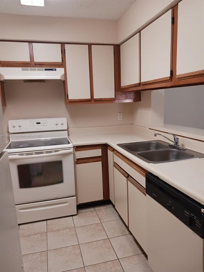 Foto del edificio - 1231 SW 46th Ave