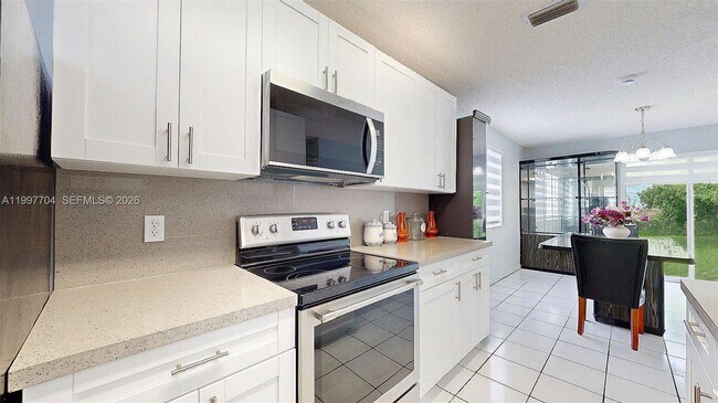 Foto del edificio - 21450 SW 109th Ct